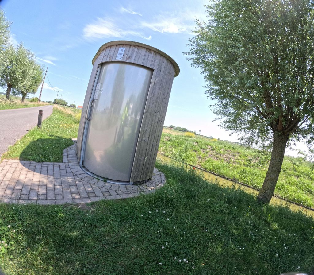 Foto bij Openbaar toilet Kerkhofstraat in Zuienkerke