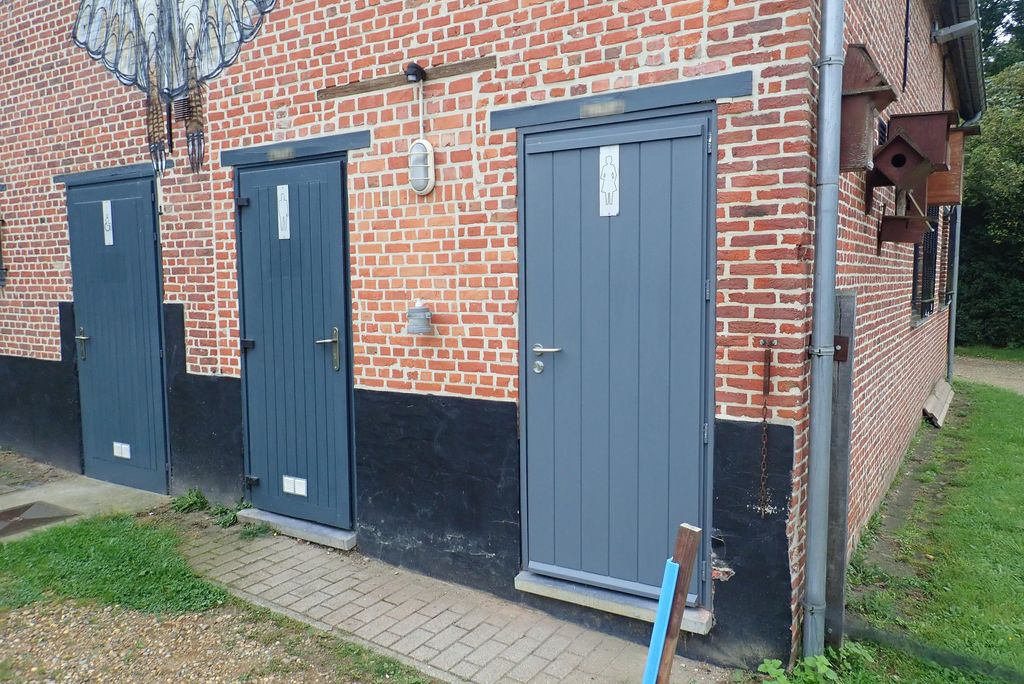 Foto bij Openbaar toilet Het Broek in Willebroek